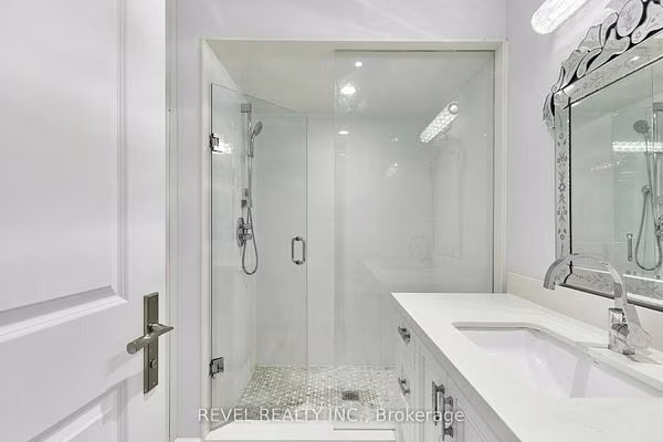 Glass shower in the primary ensuite at 475 Poplar Avenue, Ajax
